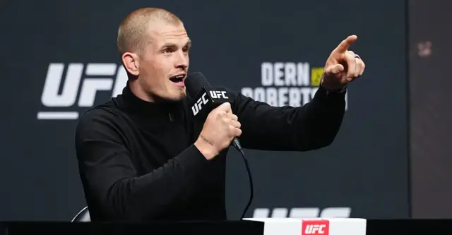 Makhachev silences Garry's hype at UFC 330 presser