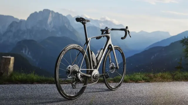 Trek Domane Gen 5 Abandons IsoSpeed for a lighter, tyre-friendly ride