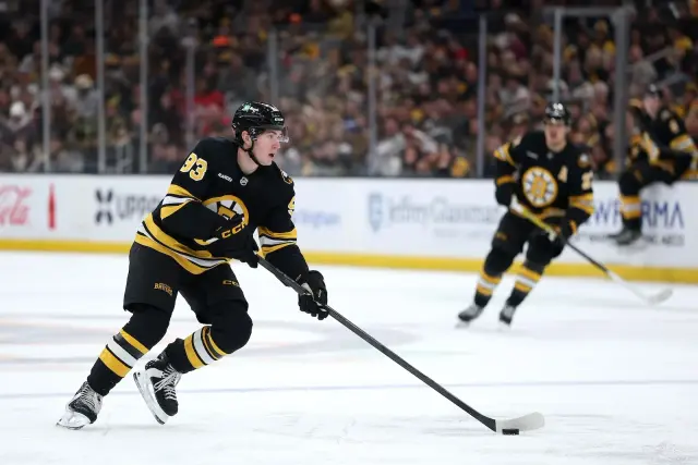 Bruins ink seven-year extension for Fraser Minten
