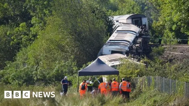 RAIB probes Lewes derailment as Southern suspends lines this weekend