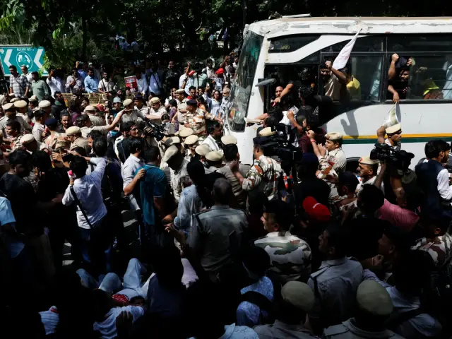 India’s ‘Cockroach’ Movement Escalates Voter Roll Protests Amid Heavy Police Crackdown