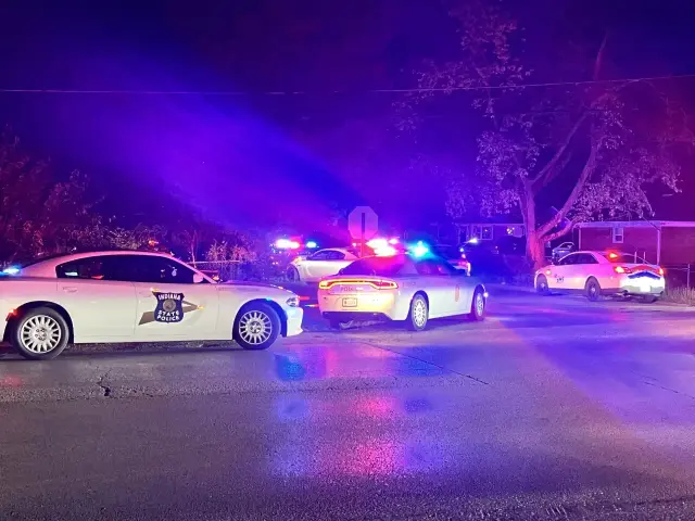 Two Indianapolis Officers Wounded as Suspect Dies in Eastside Shootout