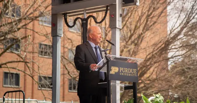 Daniels tapped as Purdue's interim president after Chiang's Northwestern move