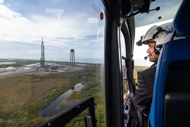 Blue Origin lands national-security launch order as New Glenn investigation unfolds