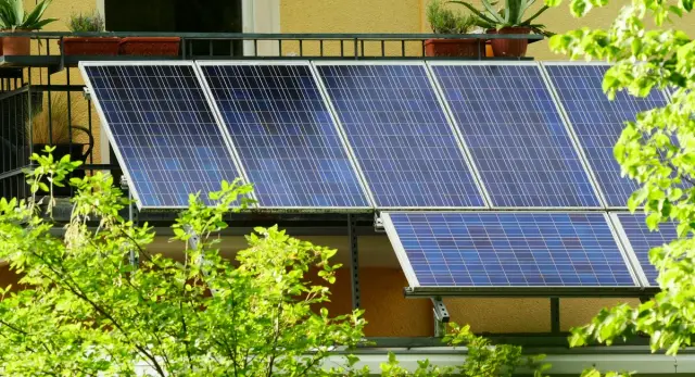 New Jersey signs law allowing plug-in solar panels up to 1,200 watts