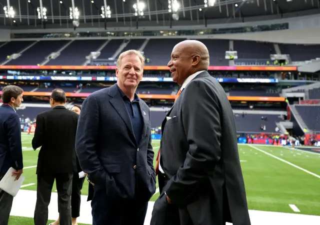 Pritzker, Goodell, and Pat Ryan meet to keep Bears in Illinois ahead of November veto session