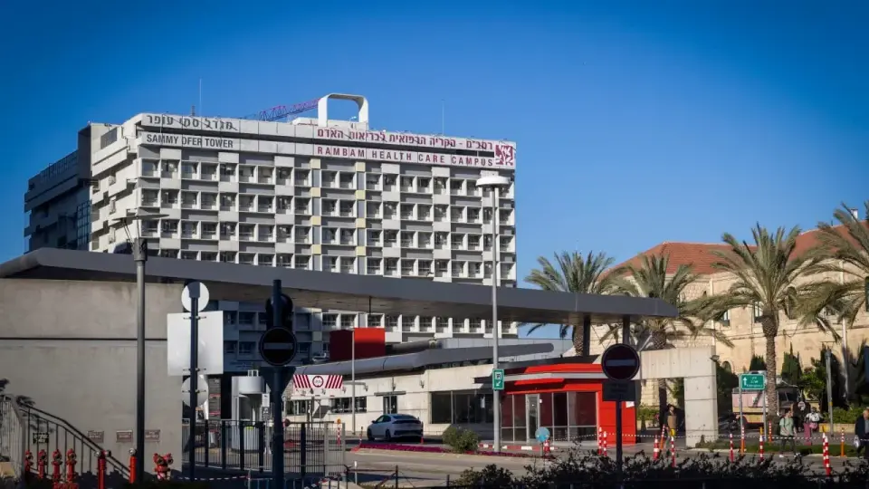 Israel probes suspected Ebola case as traveler returns from DR Congo