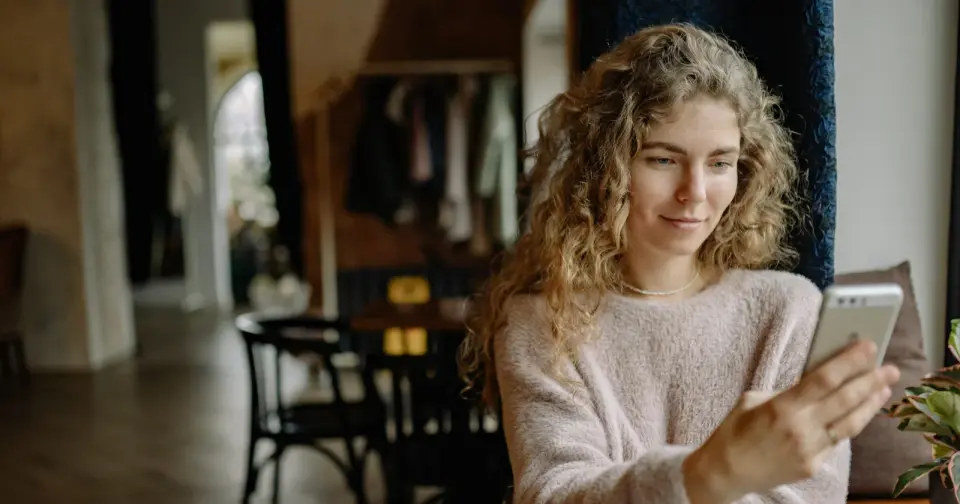 Algorithms over introductions: online dating reshapes how Americans meet