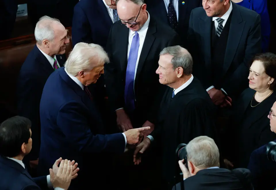 Trump‑Court Tensions Surge Ahead of Three High‑stakes Rulings