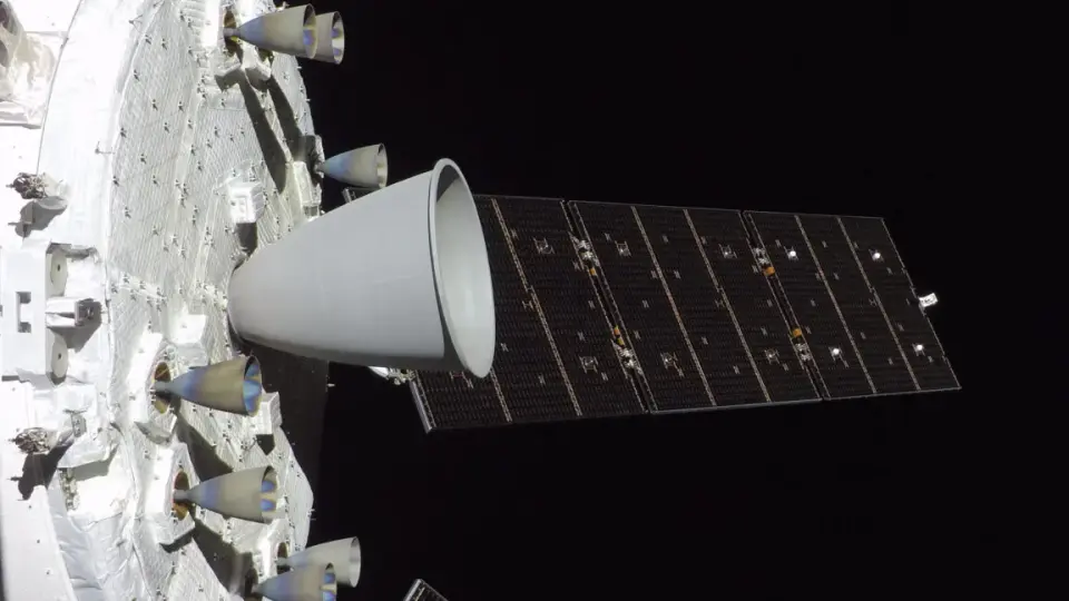 Orion Helium Valve Leak Prompts Redesign Ahead of Artemis IV