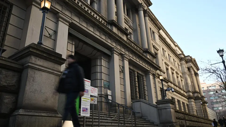 Bank of Japan Confirms 2% Inflation Target Met, Holds Rates at 1.25%