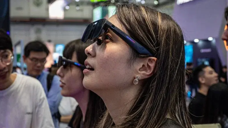 AI Glasses Fuel Cheating Wave in Asia's Exam-Driven Societies