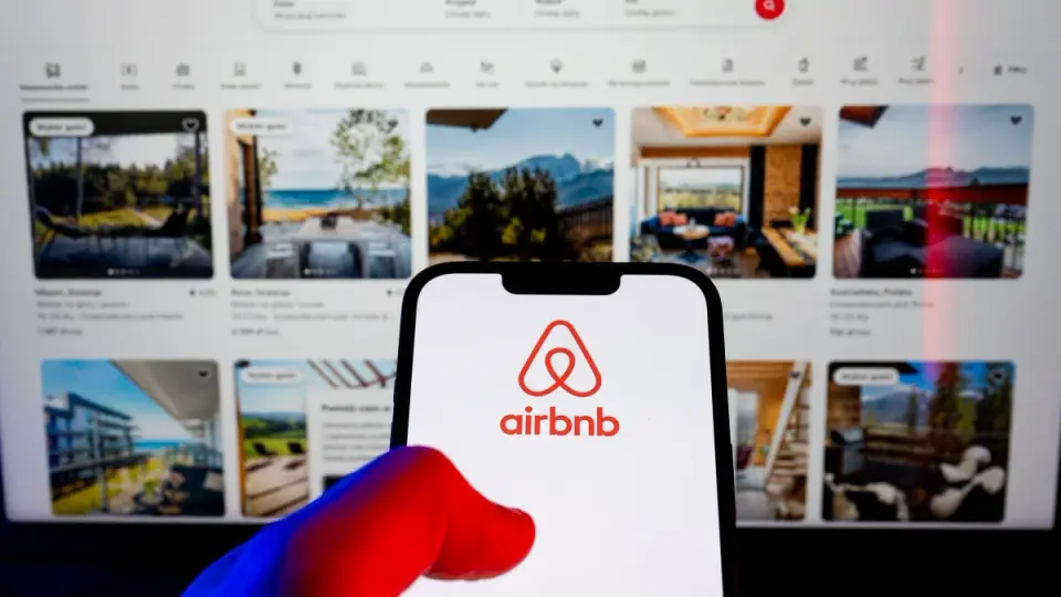 Airbnb's New Chore Ban Sparks Host Backlash and Guest Relief
