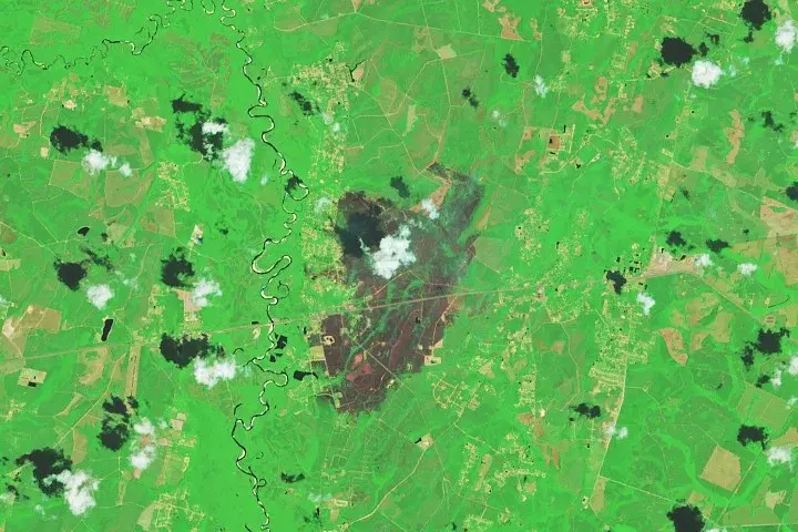 Drought-Driven Georgia Wildfires Consume 50,000+ Acres and 120 Homes