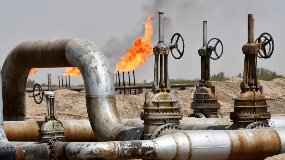 Oil pipelines multiply routes, but Hormuz threat endures