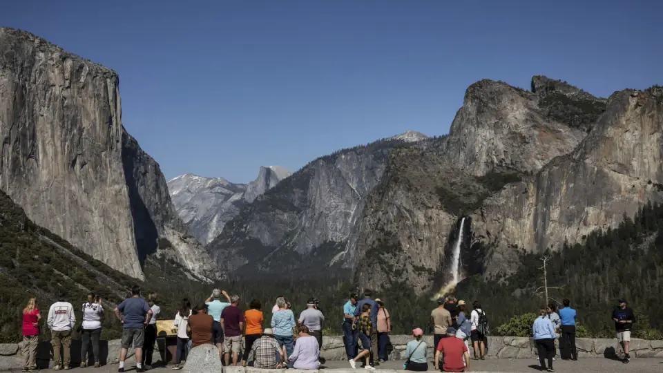 Trump Admin Pushes Private Road Plan for Yosemite via Land Swap