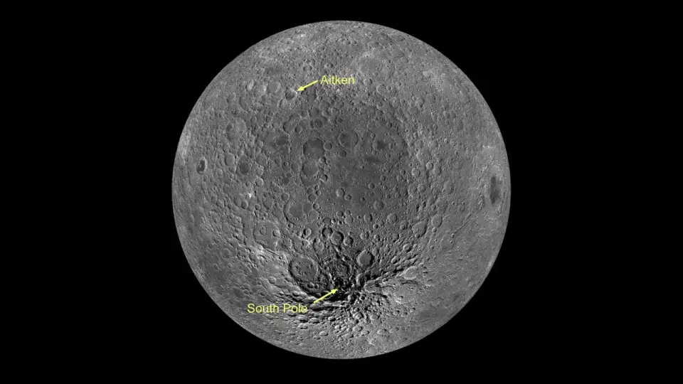 Decapitated asteroid may have carved the Moon's largest crater, Artemis could sample its mantle