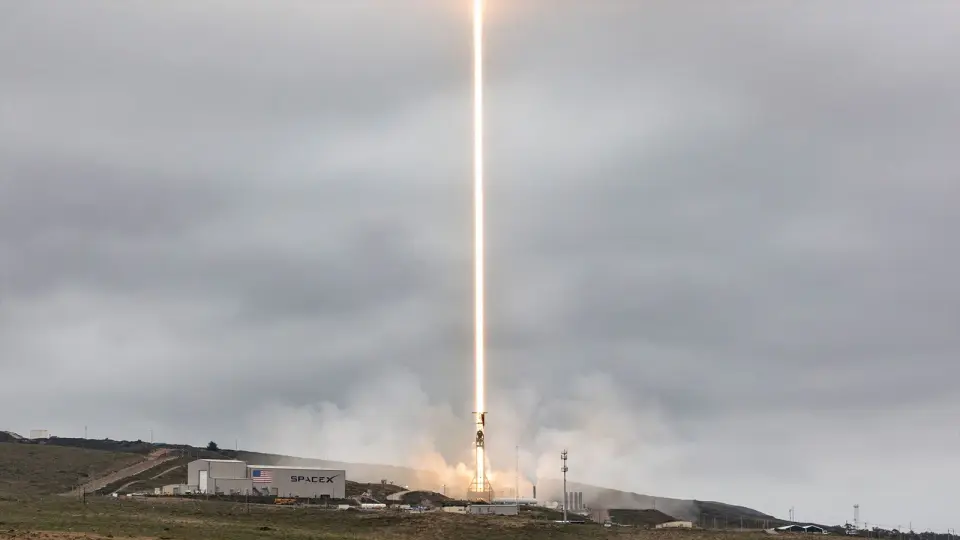 SpaceX launches 24-Starlink batch from California as booster lands on drone ship
