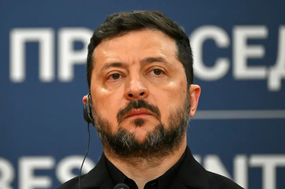 Ukraine Eyes Early EU Loans, Frozen Assets to Close $27B Defense Gap