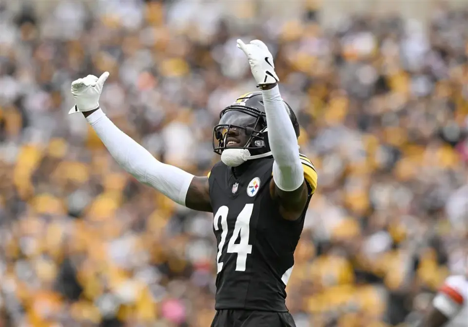 Steelers trade Joey Porter Jr. to Cowboys for draft picks after failed extension talks