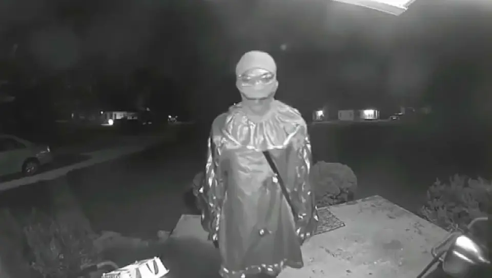 Clown-costumed teen charged after random stabbing kills elderly man in East St. Louis