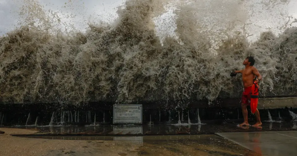 Southern California faces extreme heat and humidity after Tropical Storm Marie’s coastal damage