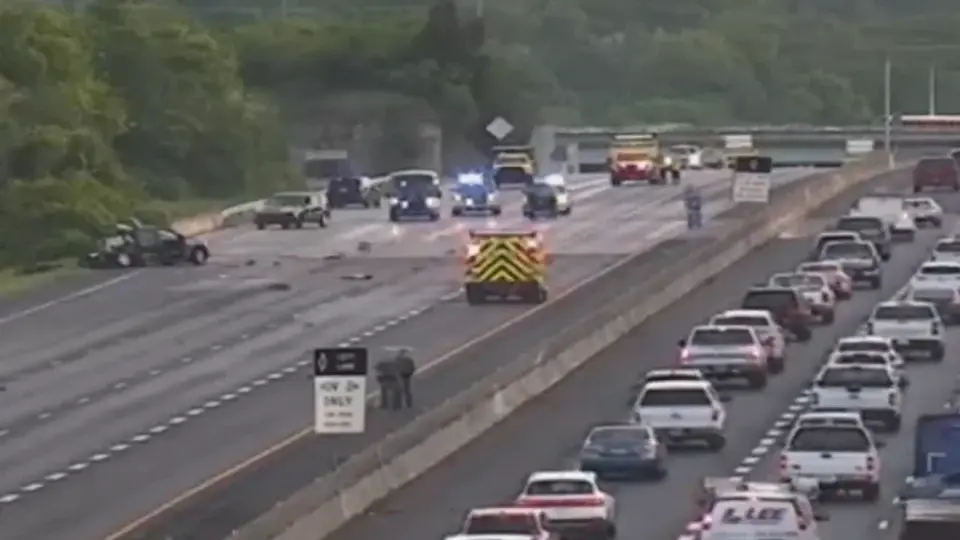 Deadly I-65 crash shuts Brentwood southbound lanes, triggers widespread delays