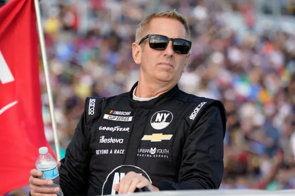 Friends allegedly swiped from late NASCAR star Greg Biffle, police say