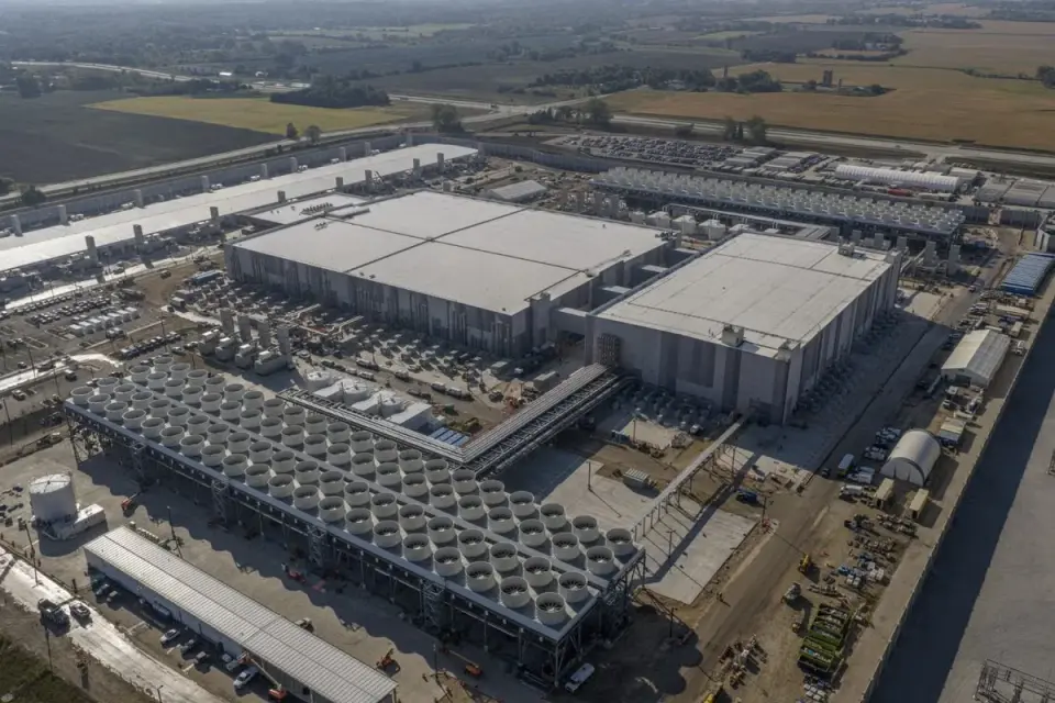 Wisconsin residents sue Microsoft over noise and dust from Fairwater data center