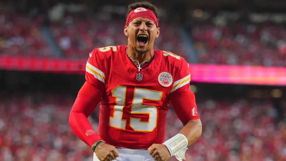 Walker Leads Chiefs to 31-10 Win as Mahomes Returns from Injury