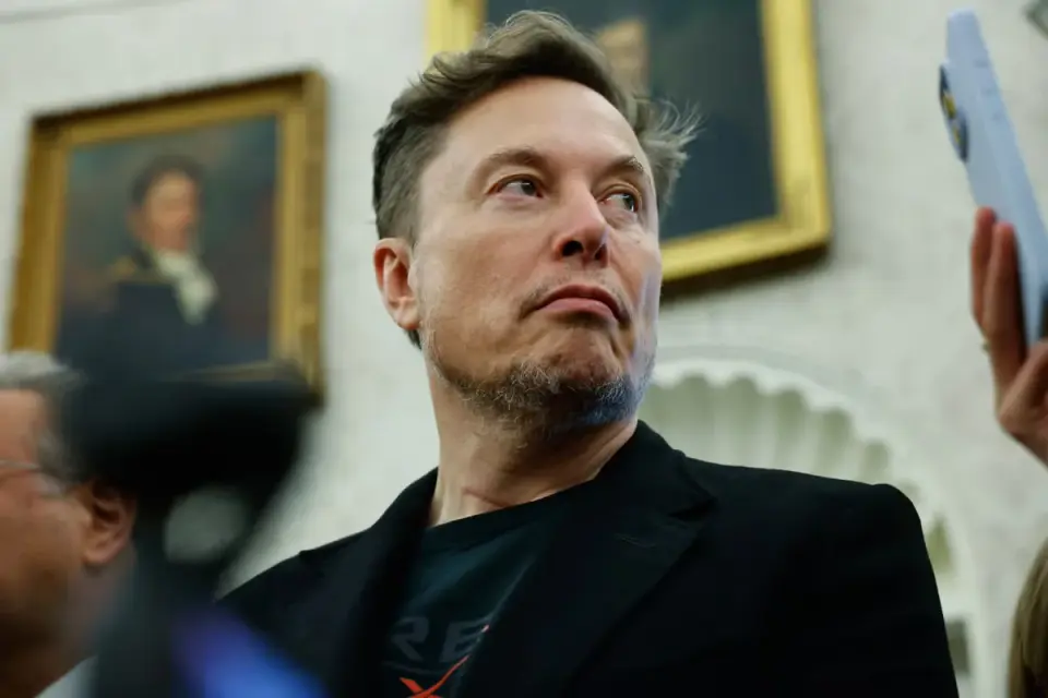 SpaceX stock slips as AI spending overshadows rocket progress