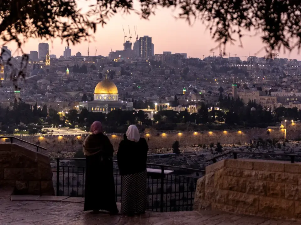 Netanyahu’s Yom Kippur Tunnel Visit and Settler Incursions Spark Diplomatic Crisis