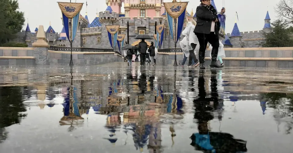 Brief Anaheim Downpour Floods Disneyland, Halts Rides and Fireworks
