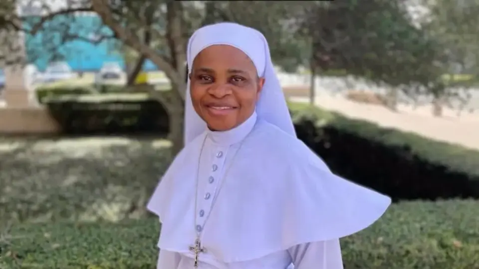 Bipartisan Pressure Frees Texas Nun Detained by ICE