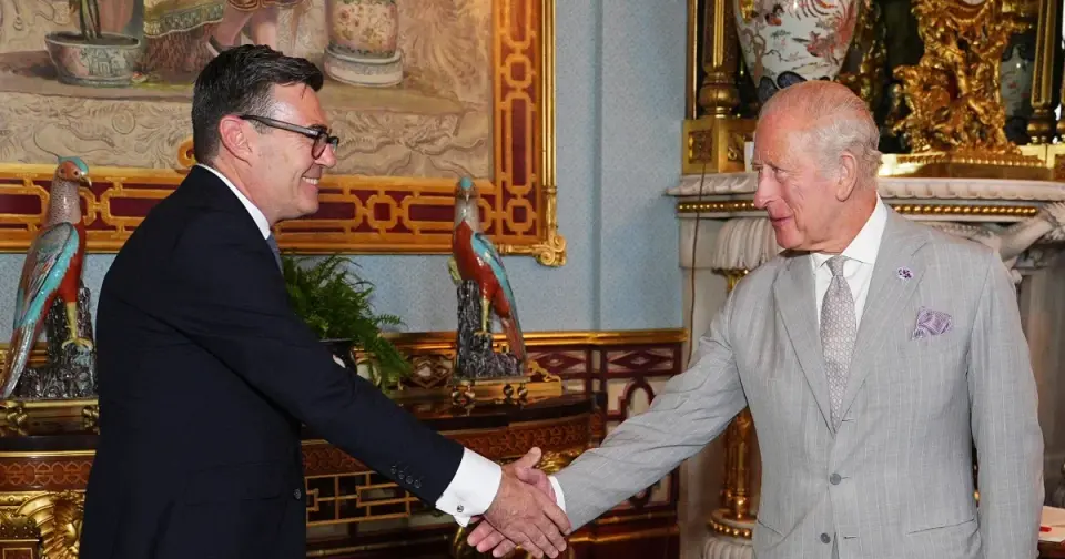 Andy Burnham Crowned UK Prime Minister as Starmer Steps Down