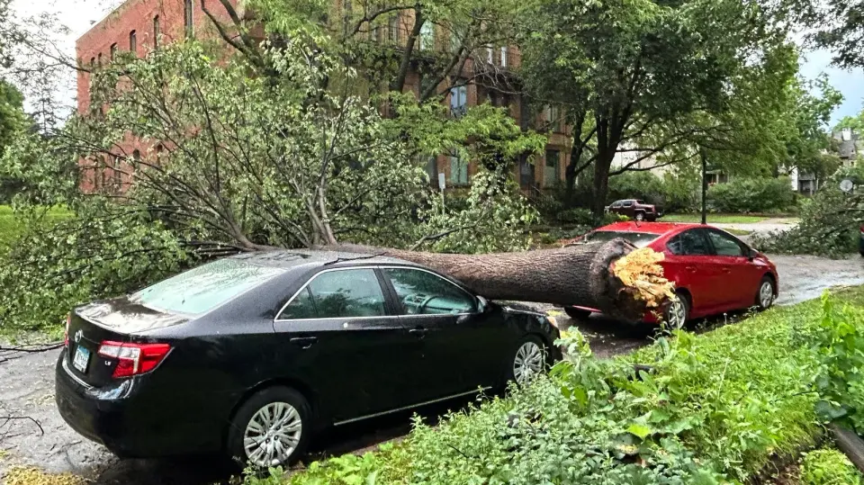 Severe Minnesota storms slam the state, leaving thousands without power