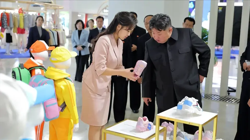 Kim Jong-un's Public Appearance Debunks Viral Death Rumors Amid Opaque Succession Fears