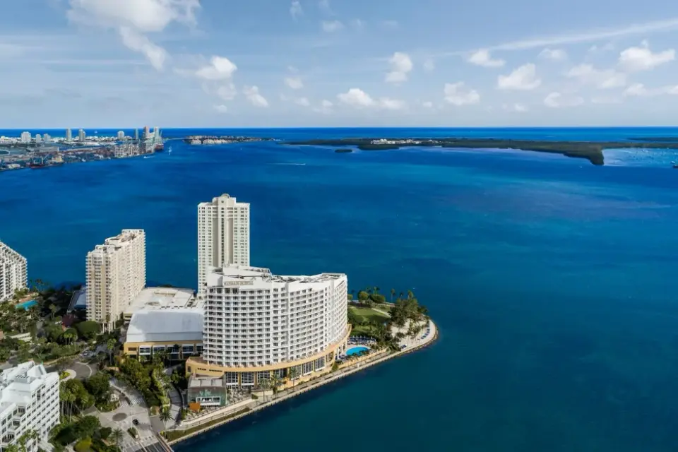 Miami's 23-story Mandarin Oriental slated for implosion in Brickell Key redevelopment