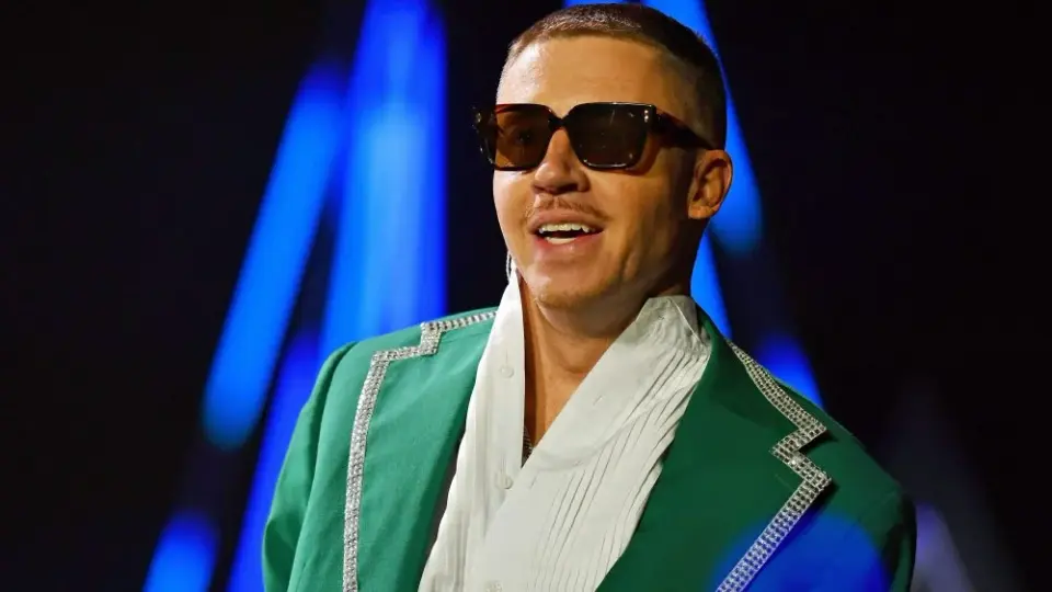 Macklemore Blames Stadium Owners for Removal from Sheeran Tour