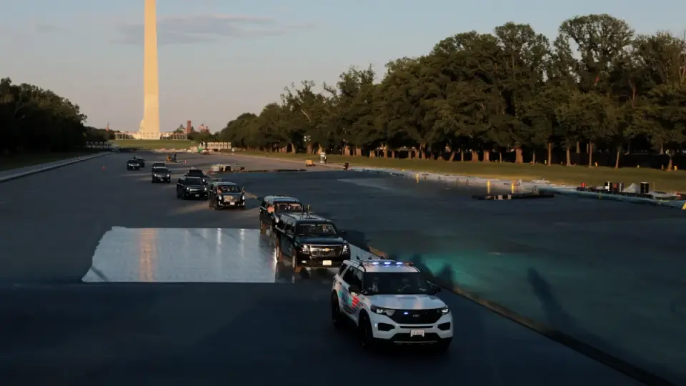 Trump surveys Reflecting Pool in 'American flag blue' coating as he eyeing Lincoln Memorial work and white Eisenhower Building