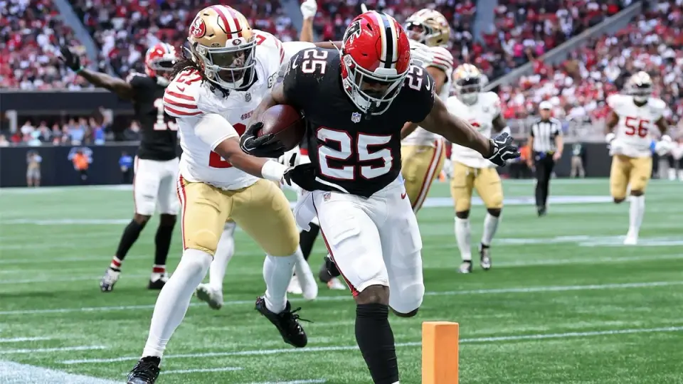49ers' First Loss Highlights Purdy's Struggles and Falcons' Defensive Surge