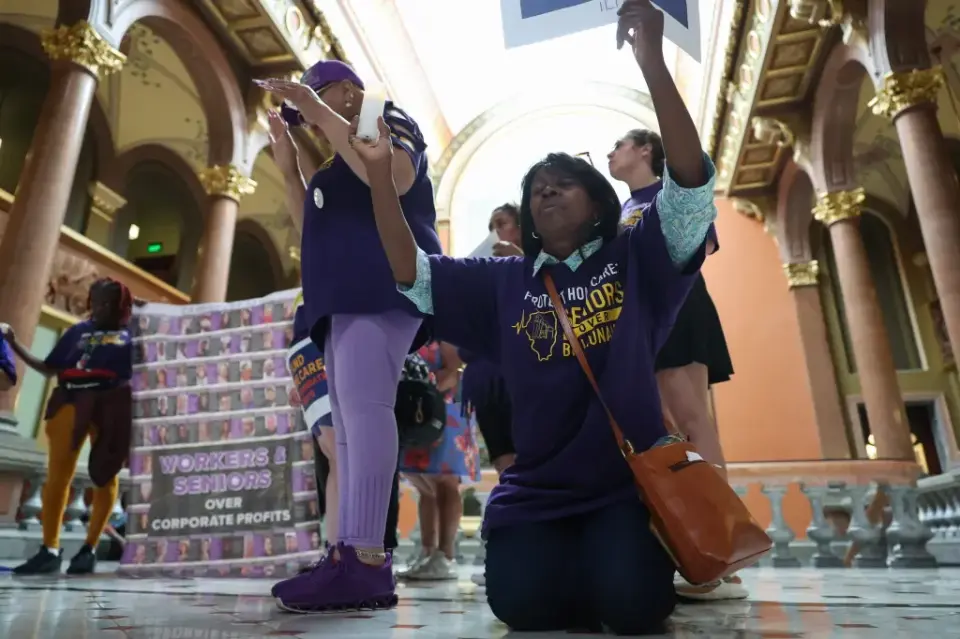 Illinois moves toward $55B budget as Bears stadium talks stall and tax tweaks loom