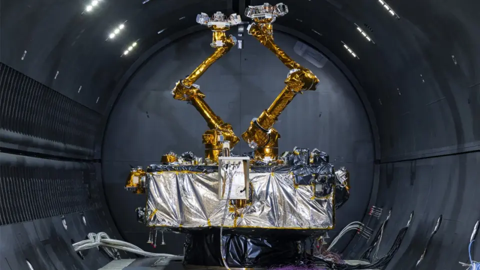 DARPA gears up for in-space satellite servicing in geosynchronous orbit