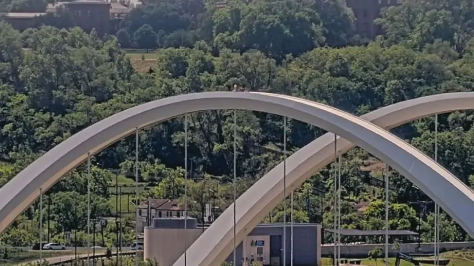 Protester remains on Frederick Douglass Bridge as Nationals game affects traffic