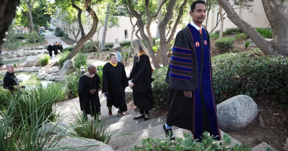 Caltech’s New President Faces JPL Contract Auction and Visa Scrutiny