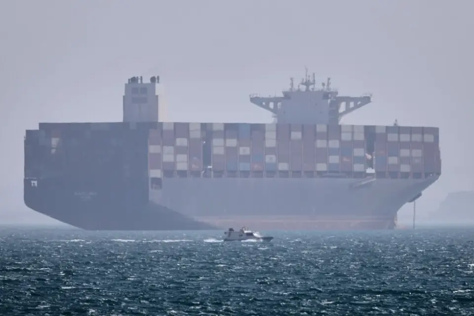 US says Iran didn’t strike vessel in new bid to reopen Strait of Hormuz