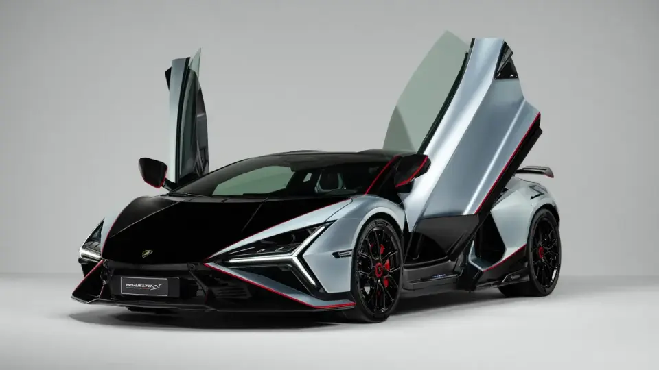 Lamborghini Revuelto SV debuts with 1,050bhp V12 hybrid and extreme aero