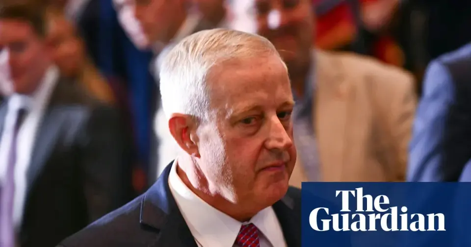 GOP Senate PAC Abandons North Carolina, Redirects Funds to Kansas Amid Midterm Crisis