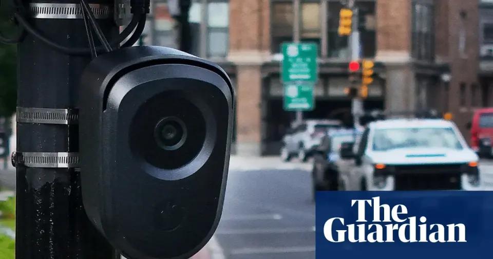 Flock Safety Faces Bipartisan Backlash as Cameras Become Midterm Flashpoint