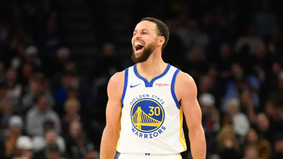 Curry tops 2025-26 NBA jersey sales as Knicks lead merchandise